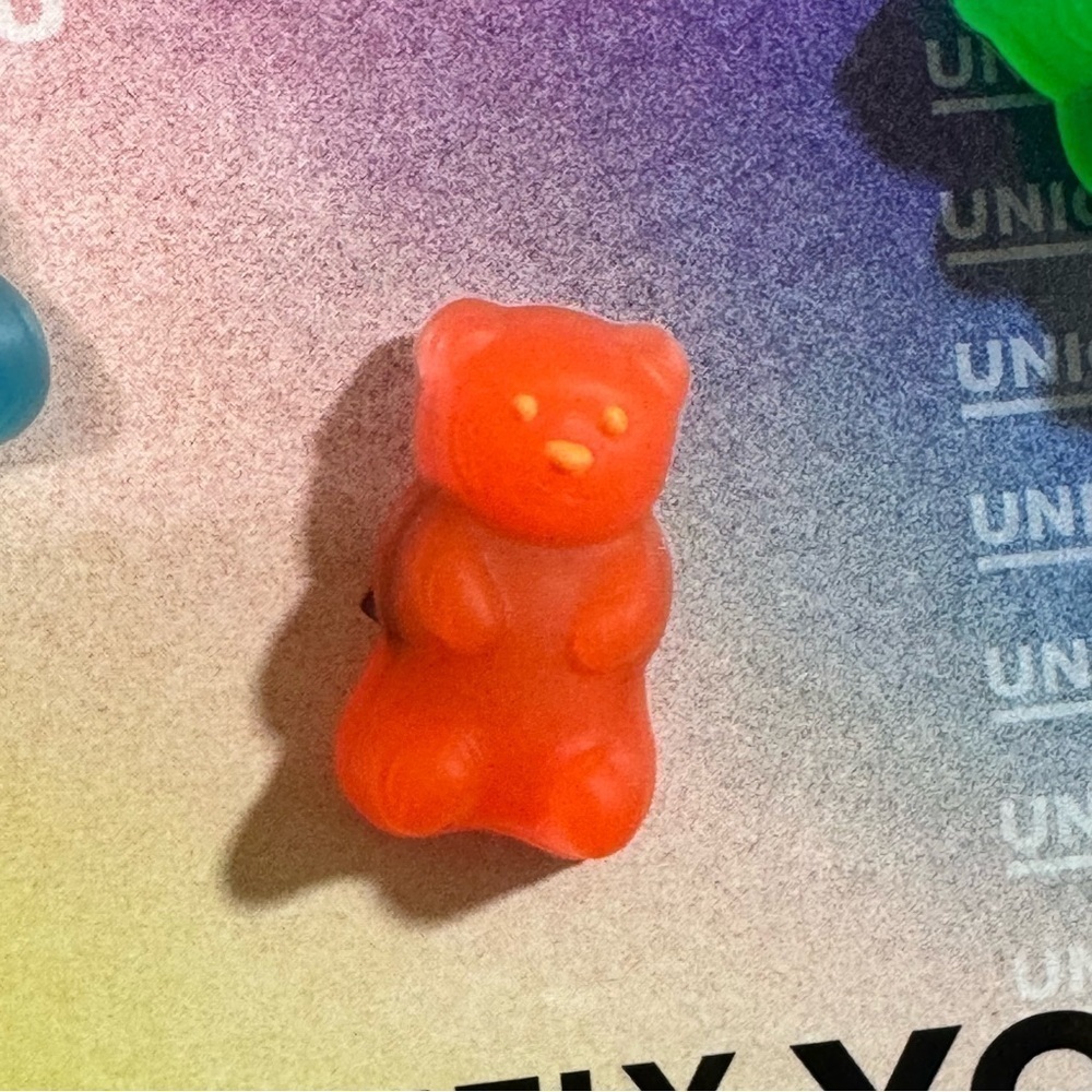 CROCS Vibrant Gummy Bears Jibbitz 5 Piece Pack - Picture 6 of 9